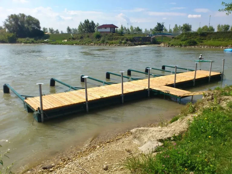 Pontoon - Čunovo "Divoká voda" water sports complex. The pontoon is located in the Divoká voda water sports area, which is used for mooring boats with the possibility of renting them for enjoying beautiful moments on the Danube.