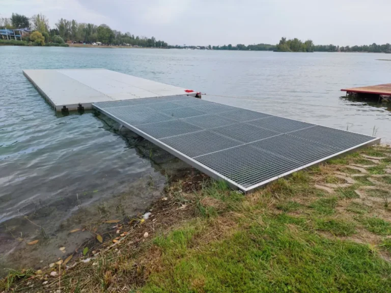 Attaching the stainless steel gangway to the pontoon. The modular pontoons that we offer in our e-shop lodeaclny.sk can be assembled by yourself into any shape.