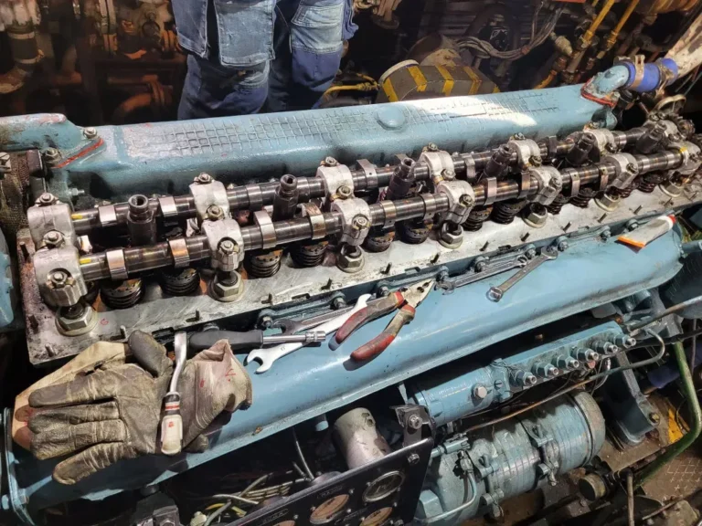 eplacing the engine block. On a cruise ship for 190 people, we replaced the engine block and adjusted the camshaft. Shiptech s.r.o.